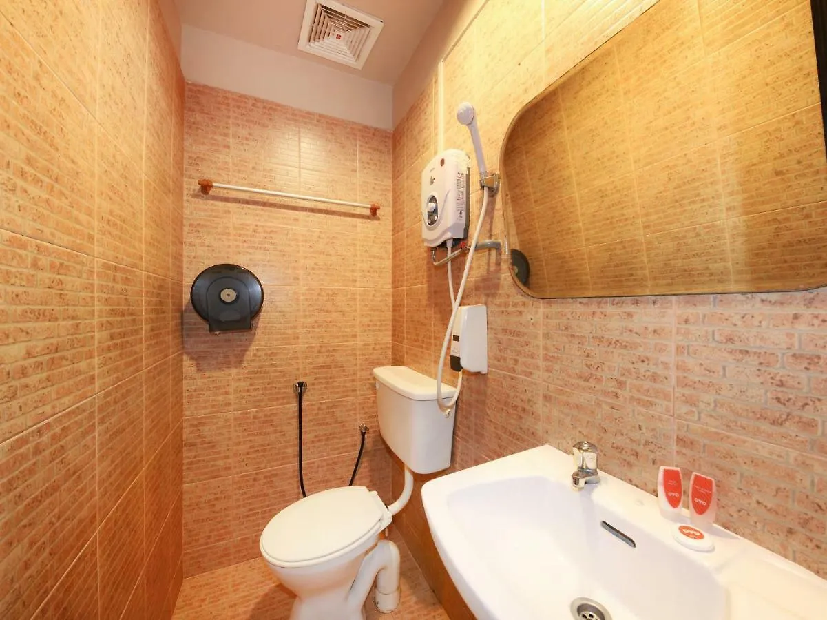 Oyo 434 Marbella Hotel Johor Bahru 2*,